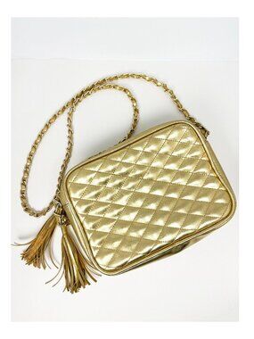 Vintage gold quilted metallic purse with tassel fringes